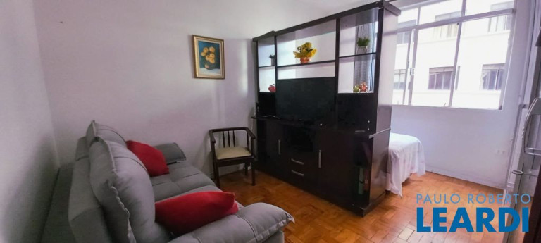 Imagem Apartamento com 1 Quarto à Venda, 33 m² em Aclimação - São Paulo Imagem Apartamento com 1 Quarto à Venda, 33 m² em Aclimação - São Paulo