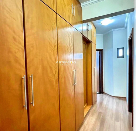 Imagem Apartamento com 3 Quartos à Venda, 137 m²