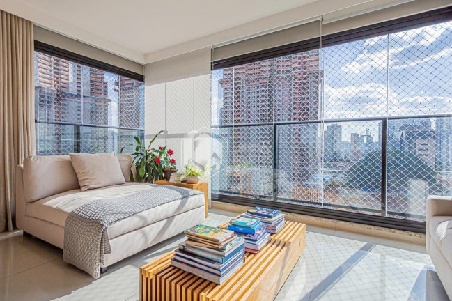 Imagem Apartamento com 3 Quartos à Venda, 145 m² em Jardim Das Acácias - São Paulo