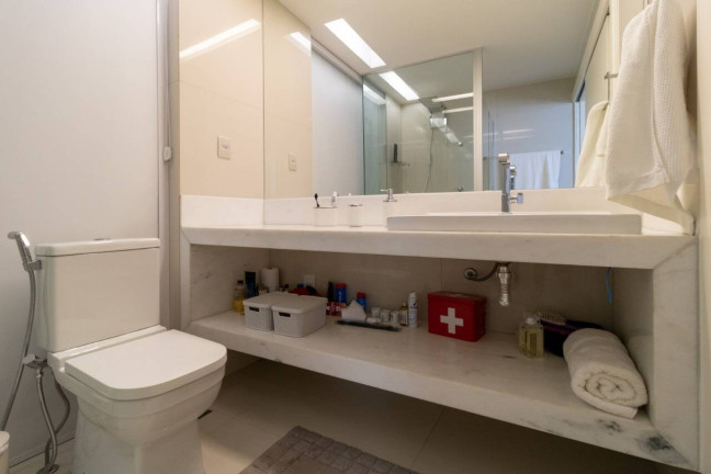 Imagem Apartamento com 2 Quartos à Venda, 164 m² em Lourdes - Belo Horizonte Imagem Apartamento com 2 Quartos à Venda, 164 m² em Lourdes - Belo Horizonte