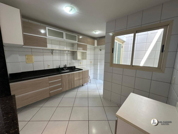 Imagem Casa com 3 Quartos à Venda, 100 m²