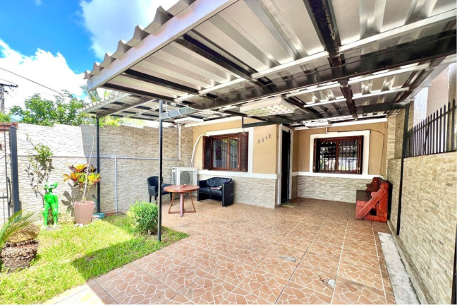 Imagem Casa com 2 Quartos à Venda, 56 m² em São José - Canoas