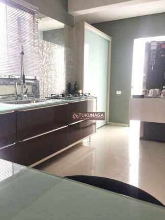 Imagem Casa com 3 Quartos à Venda, 240 m² em Jordanópolis - Arujá Imagem Casa com 3 Quartos à Venda, 240 m² em Jordanópolis - Arujá