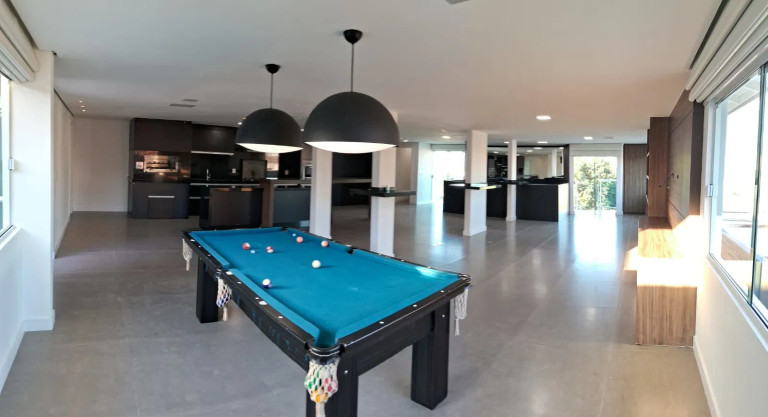 Imagem Casa com 4 Quartos à Venda, 180 m² em Estreito - Florianópolis