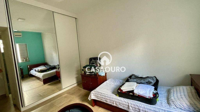 Imagem Casa com 7 Quartos à Venda, 400 m² em São Lucas - Belo Horizonte Imagem Casa com 7 Quartos à Venda, 400 m² em São Lucas - Belo Horizonte