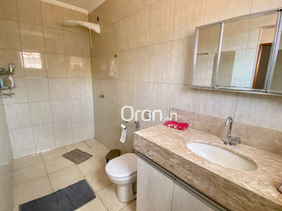 Imagem Sobrado com 3 Quartos à Venda, 400 m² em Jardim Guanabara - Goiânia Imagem Sobrado com 3 Quartos à Venda, 400 m² em Jardim Guanabara - Goiânia