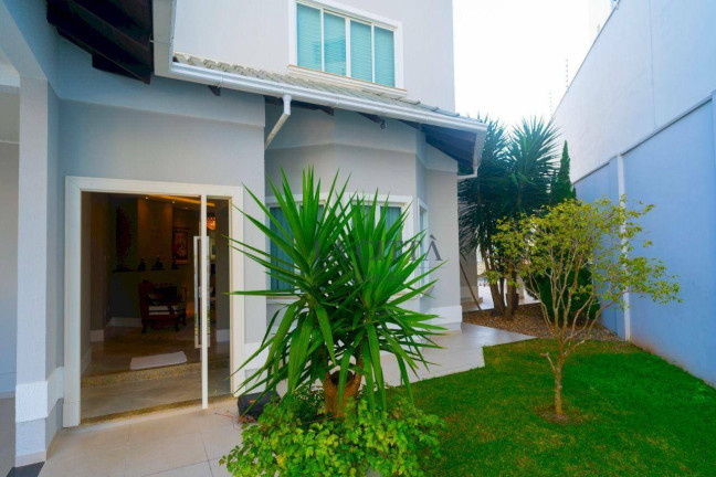 Imagem Casa com 4 Quartos à Venda, 381 m² em Vila Operária - Itajaí