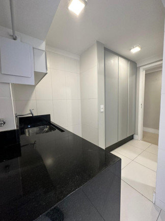 Imagem Imóvel com 3 Quartos à Venda, 156 m² em água Branca - São Paulo Imagem Imóvel com 3 Quartos à Venda, 156 m² em água Branca - São Paulo