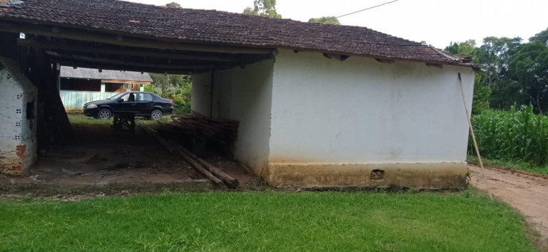 Imagem Chácara com 2 Quartos à Venda, 5.445 m² em Centro - Agudos Do Sul