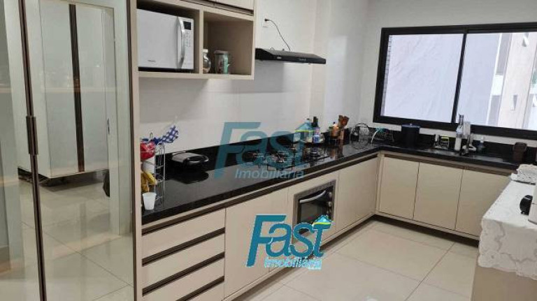 Imagem Apartamento com 4 Quartos à Venda, 247 m² em Quilombo - Cuiabá