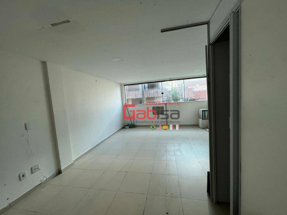 Sala Comercial à Venda, 30 m² em Centro - Cabo Frio