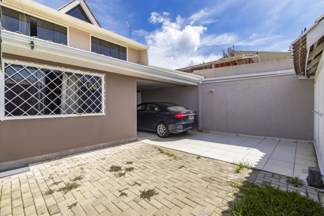 Sobrado com 4 Quartos à Venda, 200 m² em Cidade Industrial - Curitiba