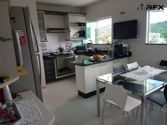 Imagem Casa de Condomínio com 4 Quartos à Venda, 600 m² em Badu - Niterói Imagem Casa de Condomínio com 4 Quartos à Venda, 600 m² em Badu - Niterói