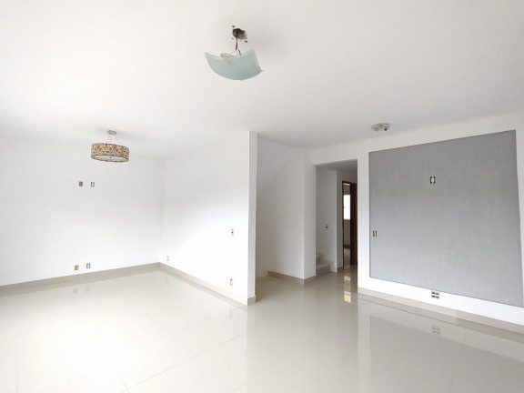 Imagem Casa com 4 Quartos à Venda, 216 m² em Albuquerque - Teresópolis Imagem Casa com 4 Quartos à Venda, 216 m² em Albuquerque - Teresópolis
