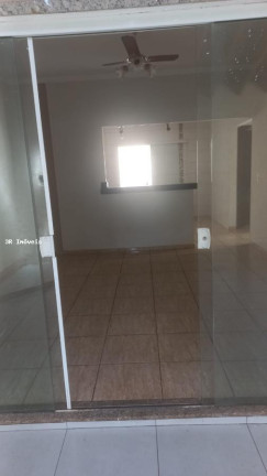 Imagem Casa com 3 Quartos à Venda, 200 m² em Jardim Florestan Fernandes - Ribeirão Preto Imagem Casa com 3 Quartos à Venda, 200 m² em Jardim Florestan Fernandes - Ribeirão Preto
