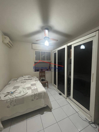 Imagem Apartamento com 3 Quartos à Venda, 90 m² em Pompéia - Santos