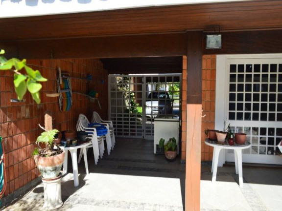 Imagem Casa com 4 Quartos à Venda, 303 m² em Balneário Praia Do Pernambuco - Guarujá Imagem Casa com 4 Quartos à Venda, 303 m² em Balneário Praia Do Pernambuco - Guarujá
