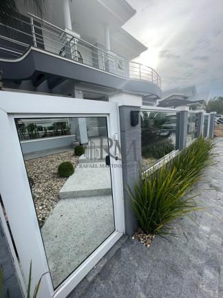 Imagem Imóvel com 3 Quartos à Venda, 240 m² em Pedra Branca - Palhoça