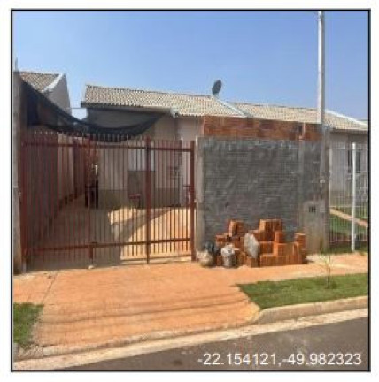 Casa com 1 Quarto à Venda, 160 m² em Sergio Roim - Marilia