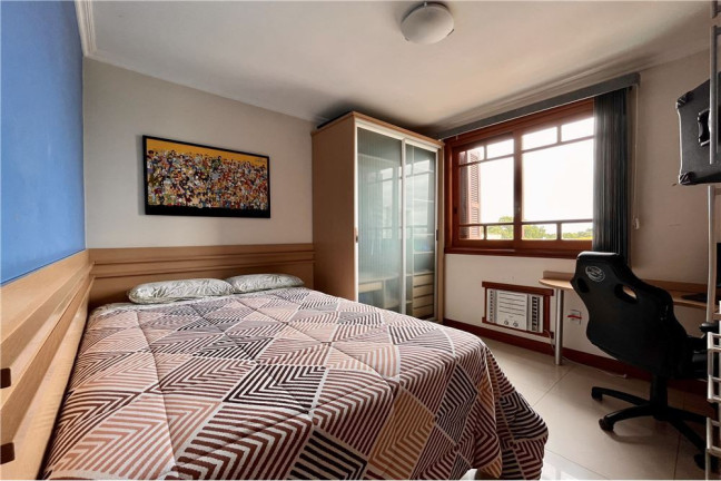Imagem Imóvel com 3 Quartos à Venda, em Passo Da Areia - Porto Alegre Imagem Imóvel com 3 Quartos à Venda, em Passo Da Areia - Porto Alegre