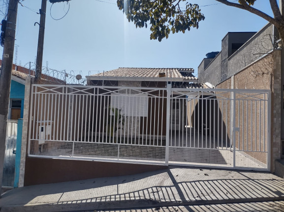 Casa com 2 Quartos à Venda,  em Nova Cerejeira - Atibaia