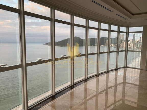Imagem Apartamento com 4 Quartos à Venda, 317 m² em Centro - Balneário Camboriú Imagem Apartamento com 4 Quartos à Venda, 317 m² em Centro - Balneário Camboriú