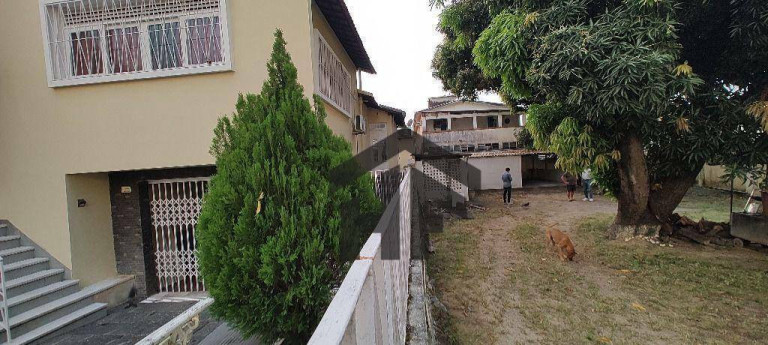 Imagem Casa com 4 Quartos à Venda, 225 m² em Casa Amarela - Recife