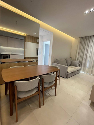 Imagem Apartamento com 2 Quartos à Venda, 69 m² em Centro - Florianópolis