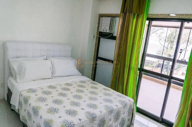 Imagem Apartamento com 3 Quartos para Alugar, 180 m² em Recreio Dos Bandeirantes - Rio De Janeiro