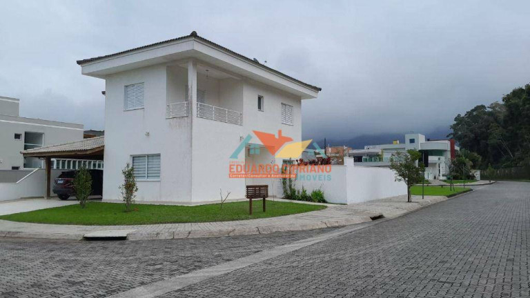 Imagem Casa com 4 Quartos à Venda, 221 m² em Massaguaçu - Caraguatatuba Imagem Casa com 4 Quartos à Venda, 221 m² em Massaguaçu - Caraguatatuba