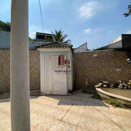 Imagem Casa com 4 Quartos à Venda, 250 m² em Rio De Janeiro