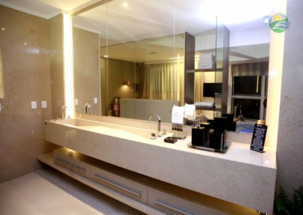 Imagem Apartamento com 4 Quartos à Venda, 223 m²