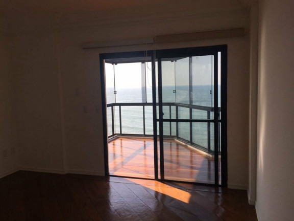 Imagem Apartamento com 3 Quartos à Venda, 180 m² em Centro - Balneário Camboriú Imagem Apartamento com 3 Quartos à Venda, 180 m² em Centro - Balneário Camboriú