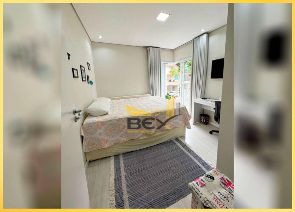 Imagem Casa com 3 Quartos à Venda, 350 m² em Parque Nova Jandira - Jandira