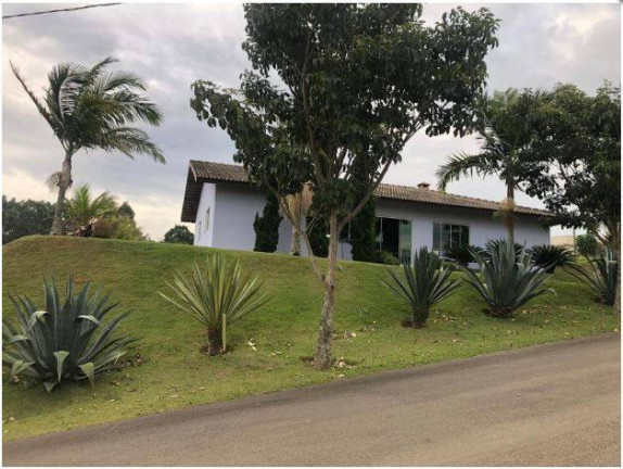 Imagem Casa com 4 Quartos à Venda, 1 m² em água Comprida - Bragança Paulista Imagem Casa com 4 Quartos à Venda, 1 m² em água Comprida - Bragança Paulista