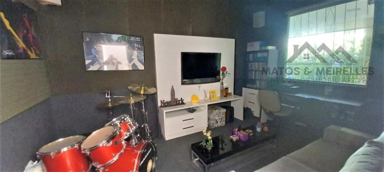 Imagem Casa com 8 Quartos à Venda, 500 m² em Centro - Fortaleza Imagem Casa com 8 Quartos à Venda, 500 m² em Centro - Fortaleza