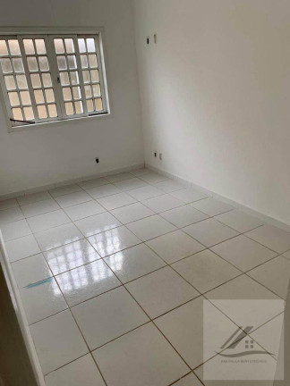 Imagem Casa com 3 Quartos para Alugar,  em Sossego - Itaboraí