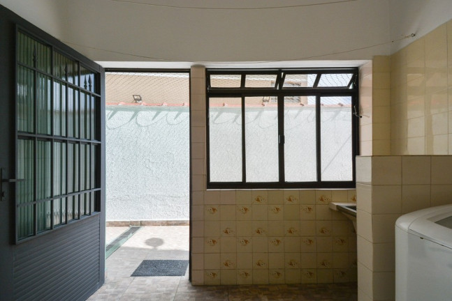 Imagem Casa com 4 Quartos à Venda, 180 m² em Jardim Das Flores - São Paulo Imagem Casa com 4 Quartos à Venda, 180 m² em Jardim Das Flores - São Paulo