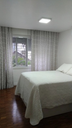 Imagem Imóvel com 3 Quartos à Venda, 101 m² em Rio Branco - Porto Alegre Imagem Imóvel com 3 Quartos à Venda, 101 m² em Rio Branco - Porto Alegre