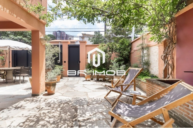 Imagem Casa com 4 Quartos à Venda, 300 m² em Moema - São Paulo