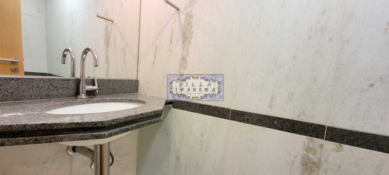 Imagem Apartamento com 4 Quartos à Venda ou Locação, 150 m² em Lagoa - Rio De Janeiro Imagem Apartamento com 4 Quartos à Venda ou Locação, 150 m² em Lagoa - Rio De Janeiro