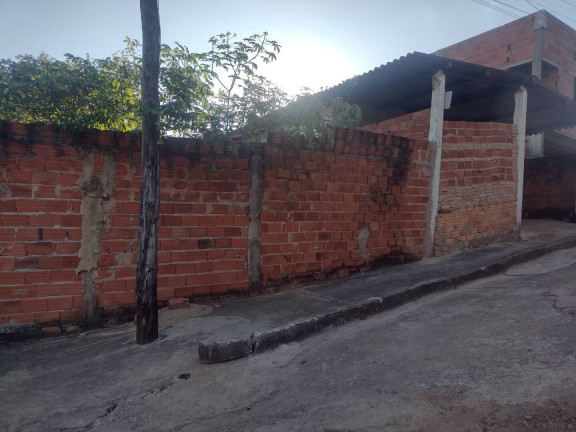 Imagem Casa com 2 Quartos à Venda, 60 m² em Bom Sucesso - Anápolis