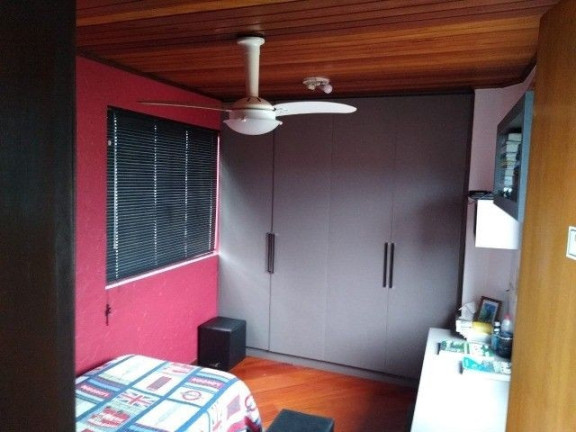 Imagem Casa com 4 Quartos à Venda, 173 m² em Jardim Das Américas - Curitiba