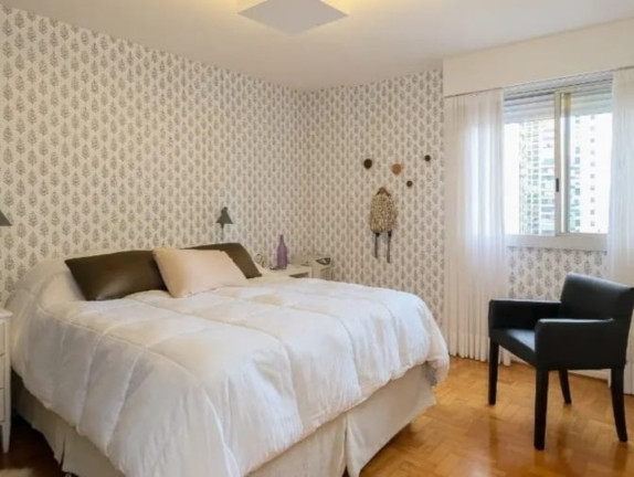 Imagem Imóvel com 4 Quartos à Venda, 180 m² em Higienópolis - São Paulo Imagem Imóvel com 4 Quartos à Venda, 180 m² em Higienópolis - São Paulo