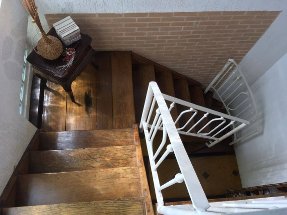 Imagem Casa com 6 Quartos à Venda, 300 m² em Maria Auxiliadora - Embu Das Artes Imagem Casa com 6 Quartos à Venda, 300 m² em Maria Auxiliadora - Embu Das Artes