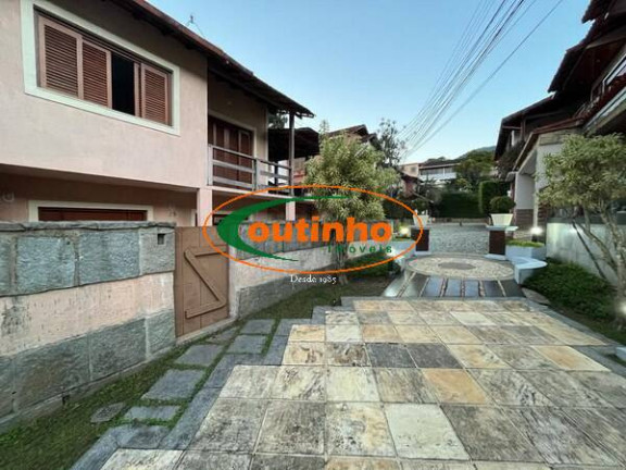 Imagem Casa com 3 Quartos à Venda, 146 m² em Alto - Teresópolis