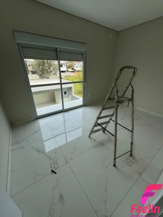 Imagem Casa com 3 Quartos à Venda, 186 m² em Ingleses - Florianópolis Imagem Casa com 3 Quartos à Venda, 186 m² em Ingleses - Florianópolis