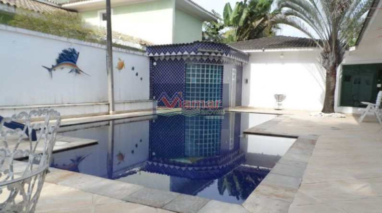 Casa com 5 Quartos à Venda, 450 m² em Acapulco - Guarujá
