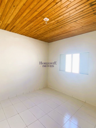 Imagem Casa com 3 Quartos para Alugar, 152 m² em Jardim Jacy - Campo Grande Imagem Casa com 3 Quartos para Alugar, 152 m² em Jardim Jacy - Campo Grande