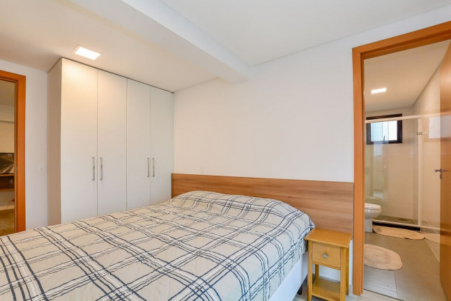 Imagem Apartamento com 1 Quarto à Venda, 30 m² em água Verde - Curitiba